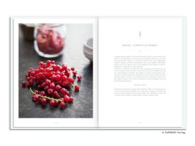 Eileen Pesarini (Lini's Bites), PAPERISH Verlag GmbH: NATURAL SWEETS – das Backbuch 