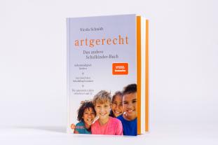 Claudia Meitert, Nicola Schmidt: artgerecht – Das andere Schulkinder-Buch 