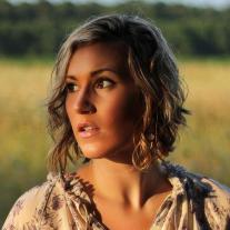 Vanessa Lamatsch, Navessa Allen: Rush In 
